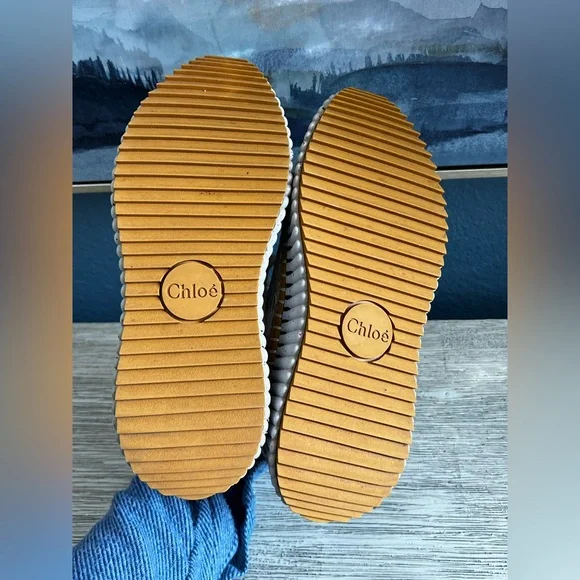 ✨CHLOE✨EXCELLENT CONDITION✨AVAILABLE NOW @ SAKS $895✨Nama Mixed Media Platform - Picture 6 of 13